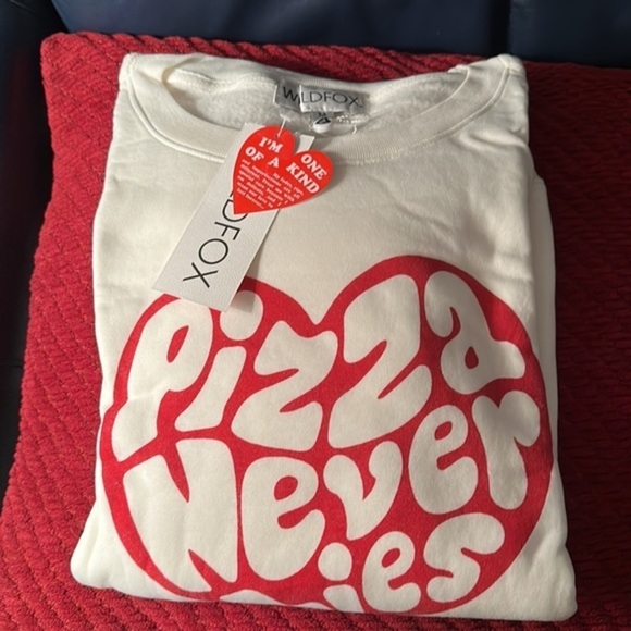 WILDFOX Pizza Never Lies Roadtrip Oversized Sweatshirt Women Size L NWT - Picture 11 of 16